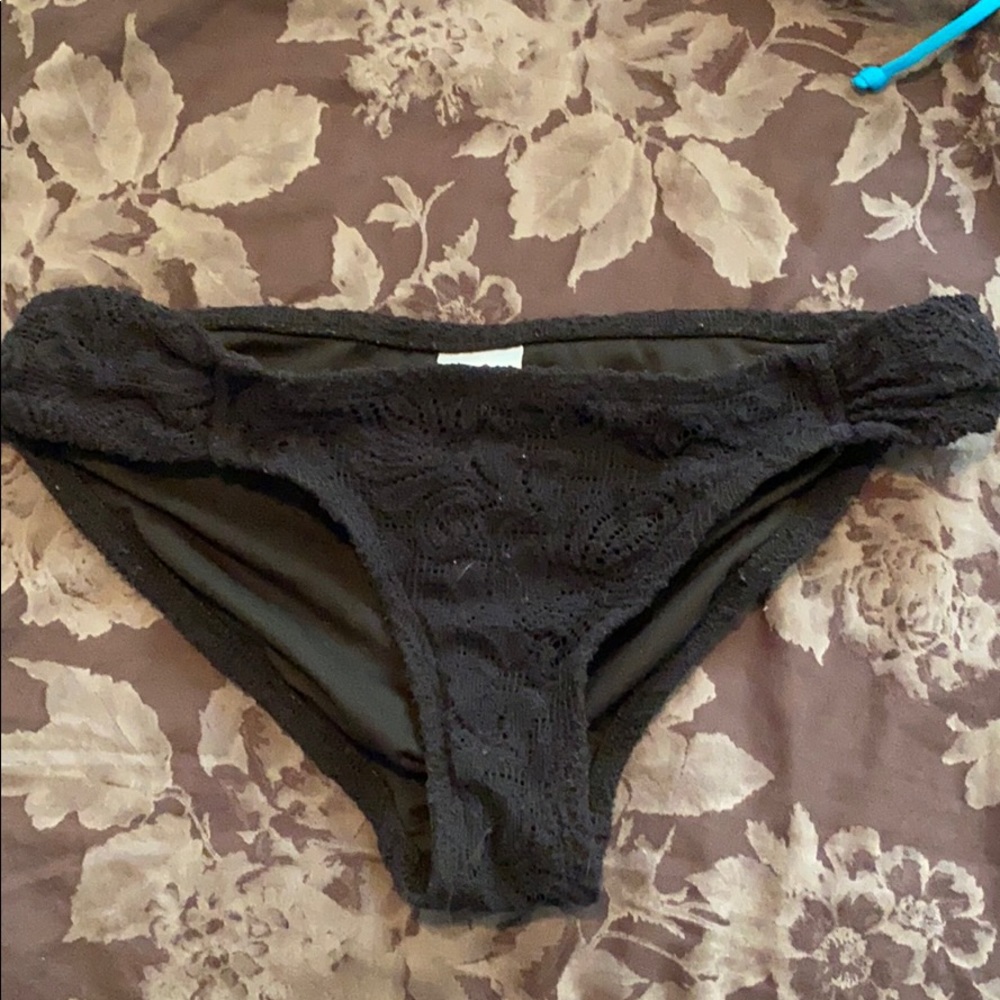 Black bikini bottom xhilaration size S